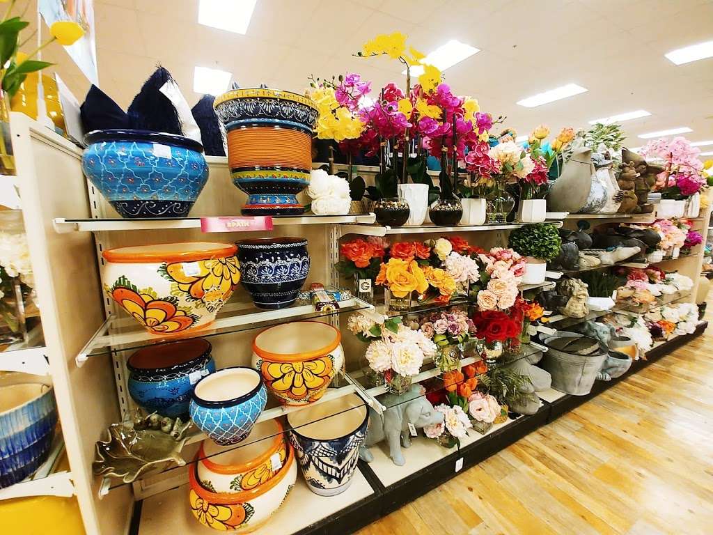 HomeGoods | 7742 Edinger Ave, Huntington Beach, CA 92647, USA | Phone: (714) 842-9126