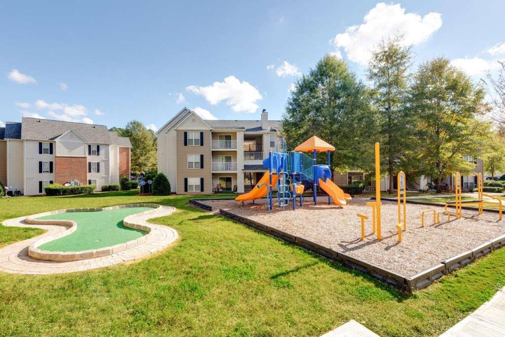 Forest Oaks Apartment Homes | 1878 Gingercake Cir, Rock Hill, SC 29732 | Phone: (803) 994-9304