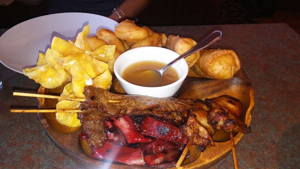 SoHo Asian Restaurant & Bar | 49 Lowell Rd, Hudson, NH 03051, USA | Phone: (603) 889-6889