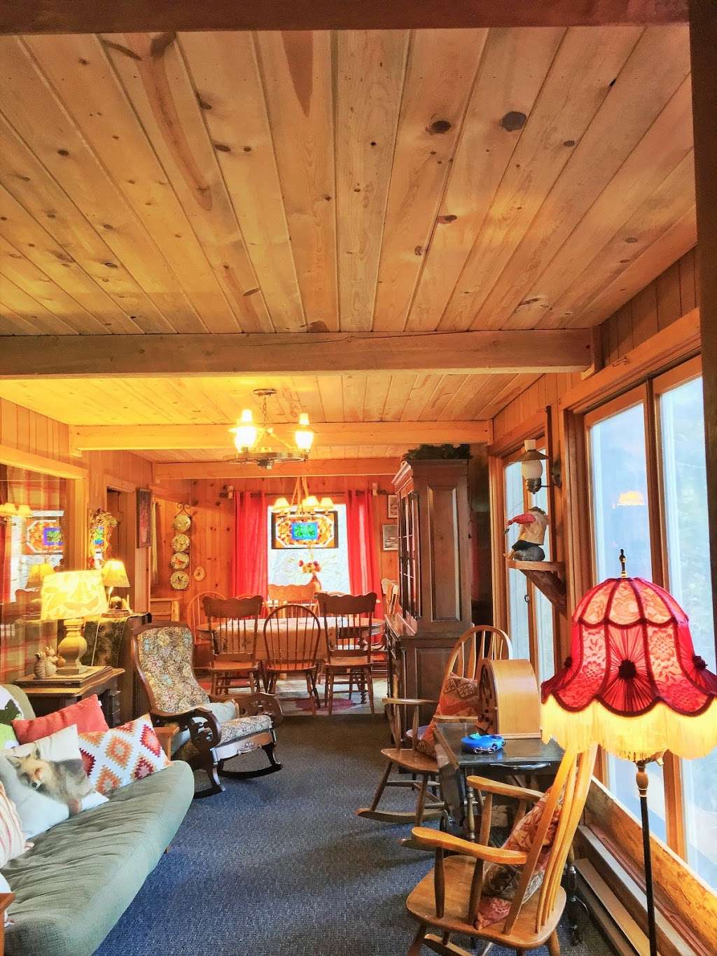 Pine Haven Resort | 1580 Fall River Rd, Estes Park, CO 80517, USA | Phone: (800) 586-3184