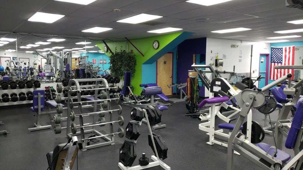 Prime Time Fitness | 3 Dunham Dr, New Fairfield, CT 06812, USA | Phone: (203) 312-0399