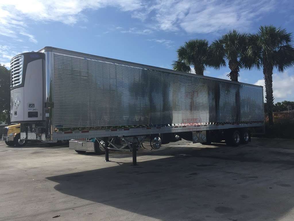Palm Truck Centers, Inc. - West Palm Beach Truck Service | 7206 Belvedere Rd, West Palm Beach, FL 33411, USA | Phone: (561) 253-0129