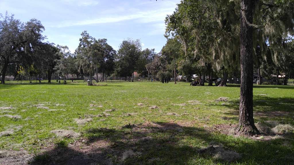 Doctors Dog Park | 21 N Highland Ave, Apopka, FL 32703 | Phone: (407) 703-1784