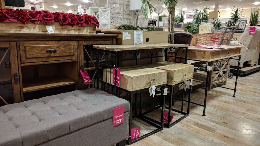 HomeGoods | 100 W Higgins Rd, South Barrington, IL 60010, USA | Phone: (847) 836-6025