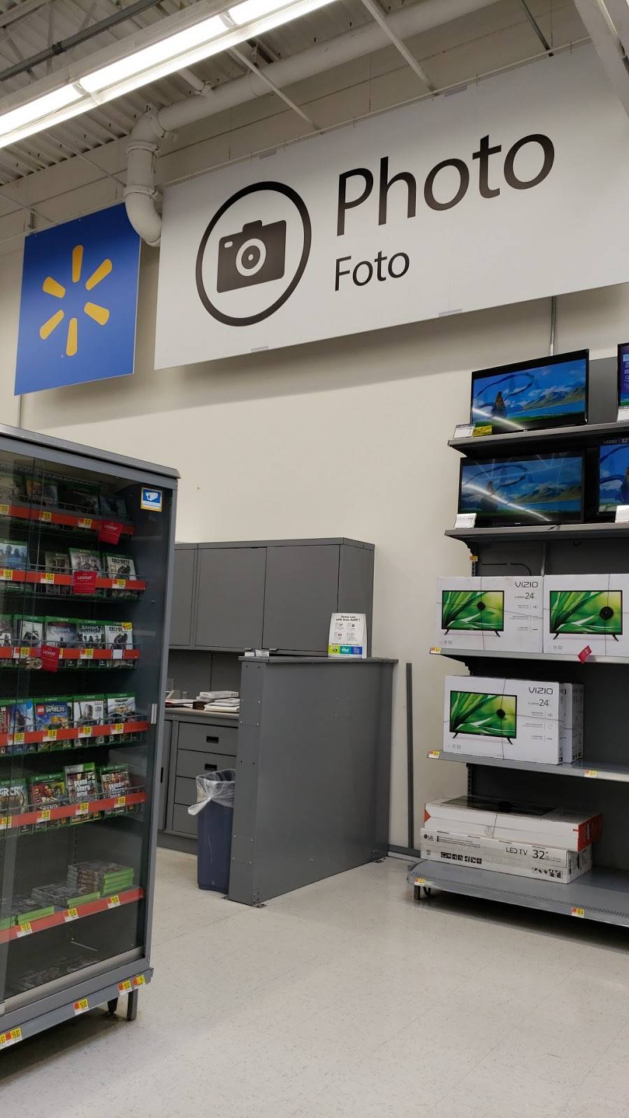 Walmart Photo Center | 5605 W Northern Ave, Glendale, AZ 85301, USA | Phone: (623) 934-7932