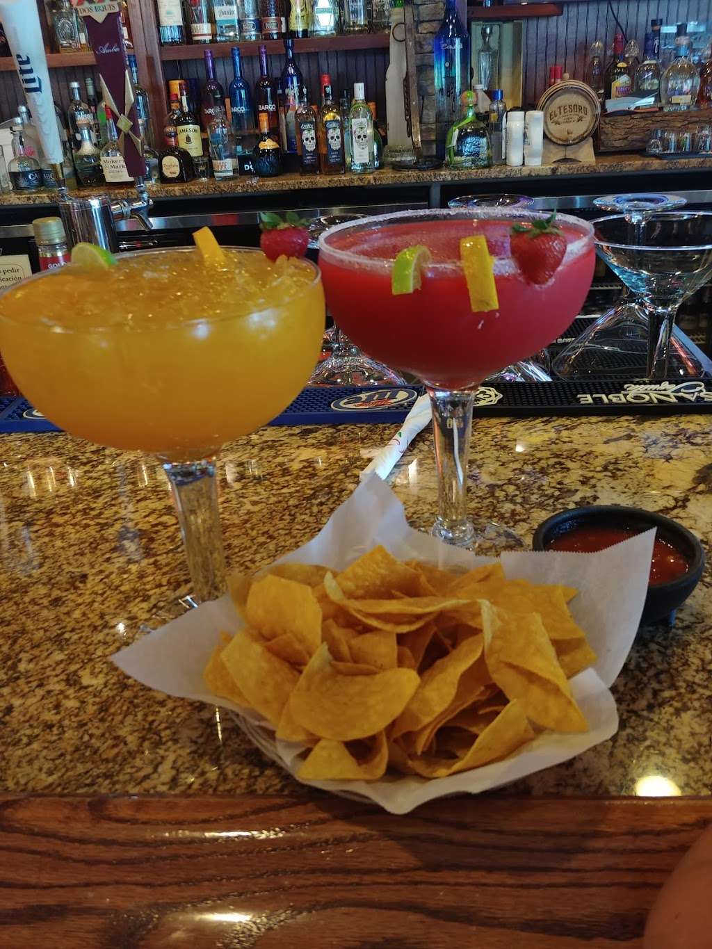 La Carreta Mexican Restaurant & Bar | 717 US-41, Schererville, IN 46375 | Phone: (219) 322-0900