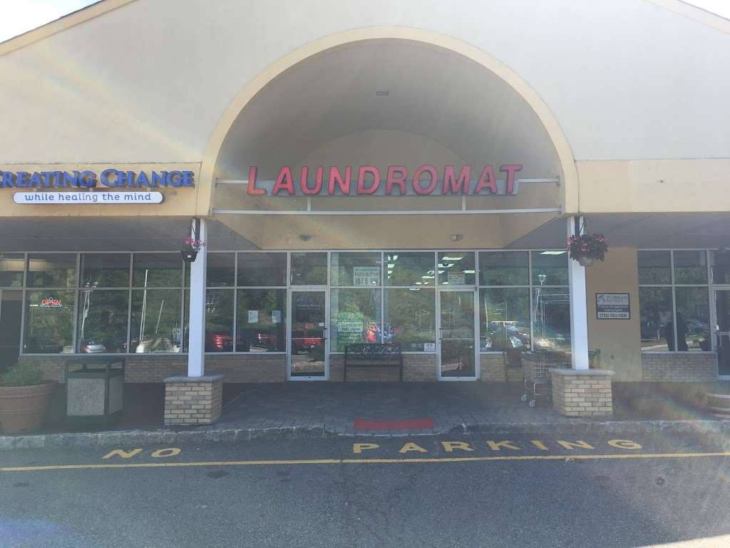 Howard Boulevard Laundry | 181 Howard Blvd, Mt Arlington, NJ 07856, USA | Phone: (973) 810-2888