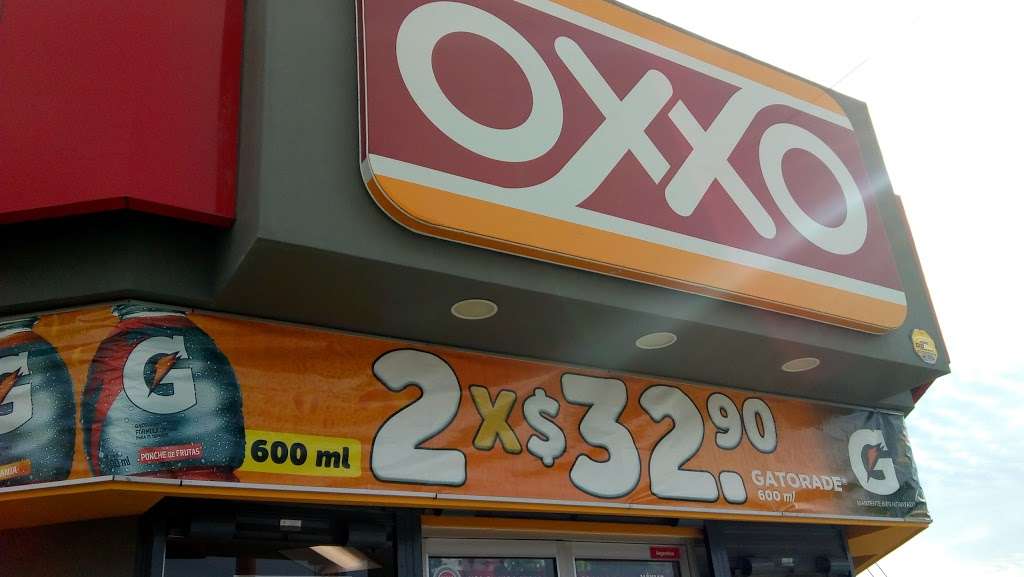 OXXO ARGENTINA | Panamericana 9820, Panamericano, 22647 Tijuana, B.C., Mexico