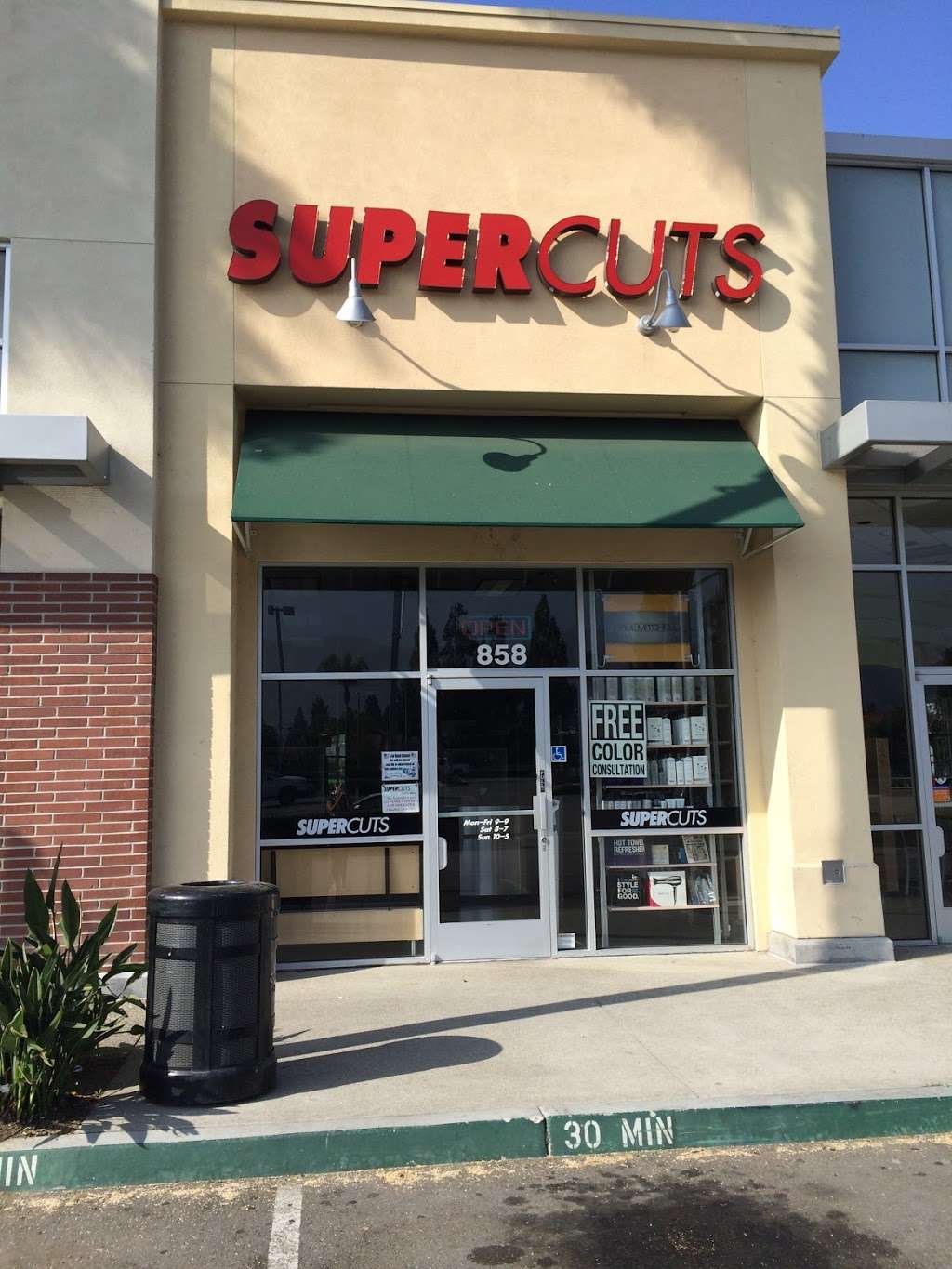 Supercuts | 858 E Alosta Ave, Azusa, CA 91702, USA | Phone: (626) 334-6808