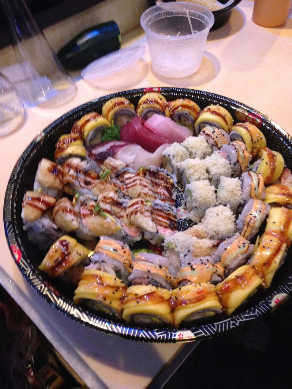 Red Bowl Sushi & Asian Bistro | C-4, 12051 Chestnut Branch Way, Clarksburg, MD 20871, USA | Phone: (301) 528-7888