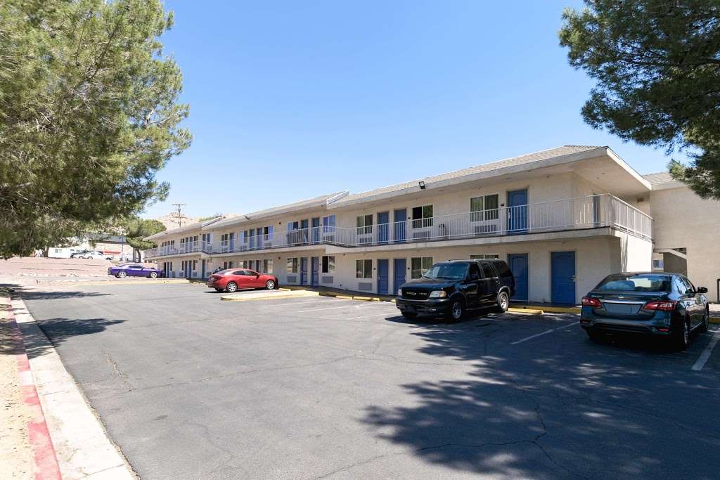 Motel 6 Victorville - Apple Valley | 16868 Stoddard Wells Rd, Victorville, CA 92394, USA | Phone: (760) 596-4000