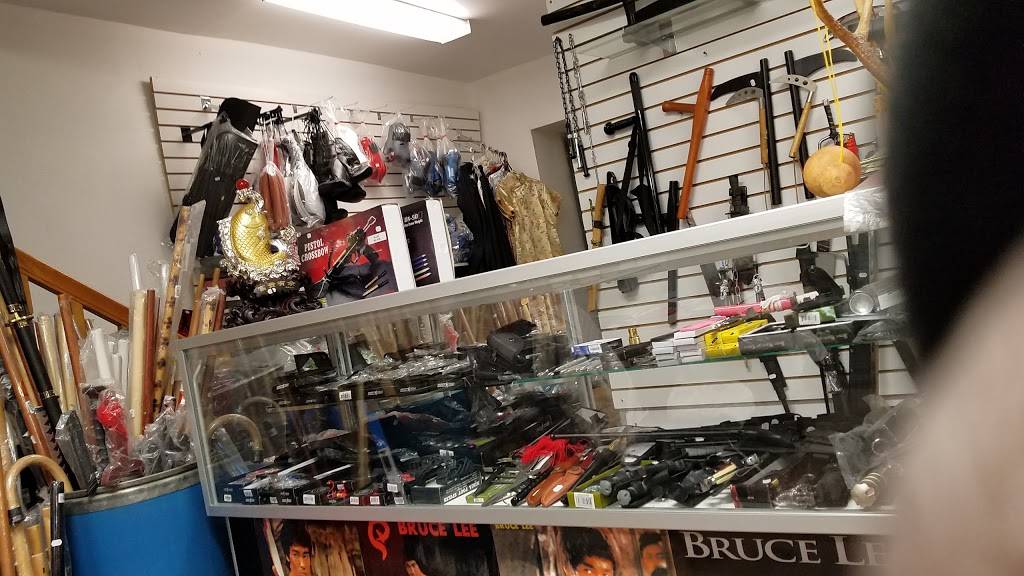 Kung Fu Gift Shop | 301 New York Ave NW, Washington, DC 20001, USA | Phone: (202) 737-1919