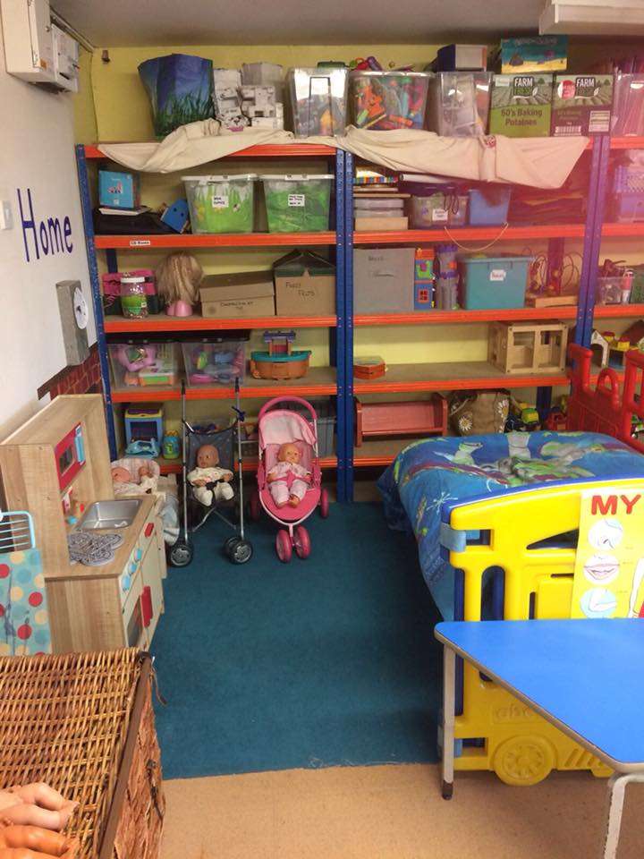Breachwood Green Pre-school | Village Hall, Chapel Rd, Breachwood Green, Hitchin SG4 8NX, UK | Phone: 01438 831099