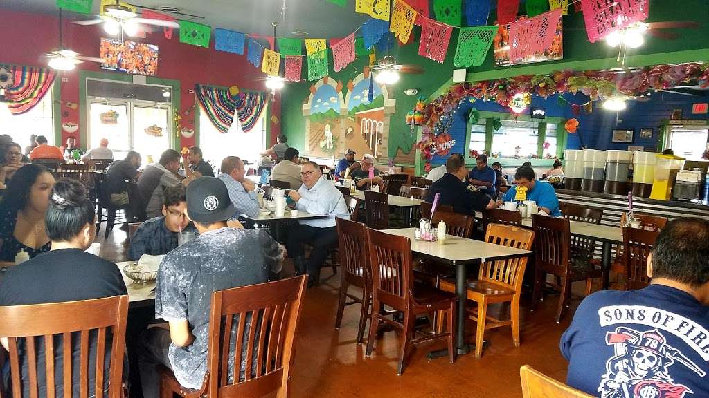 Sonias Restaurante Mexicano | 10447 Nacogdoches Rd, San Antonio, TX 78217, USA | Phone: (210) 653-9092