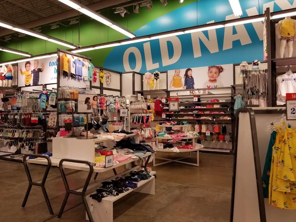 Old Navy | 437 Arena Hub Plaza, Wilkes-Barre Township, PA 18702 | Phone: (570) 829-6513