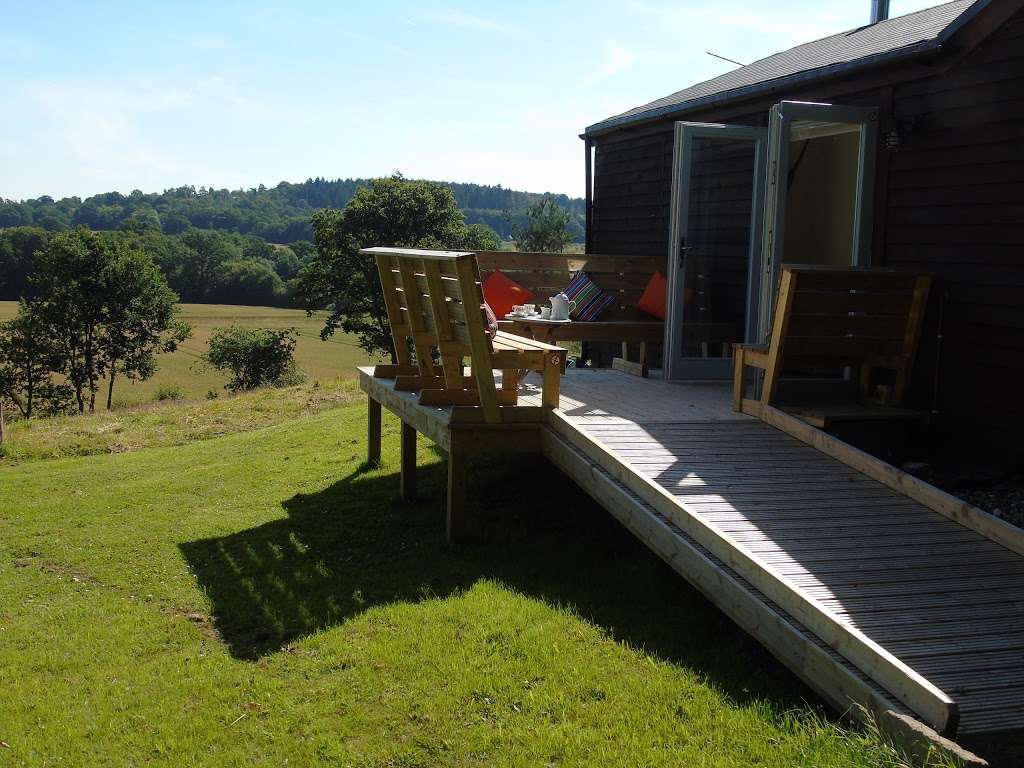 Flying Horse Cottage | Broadwater Forest Ln, Tunbridge Wells TN3 9JP, UK | Phone: 07817 647334