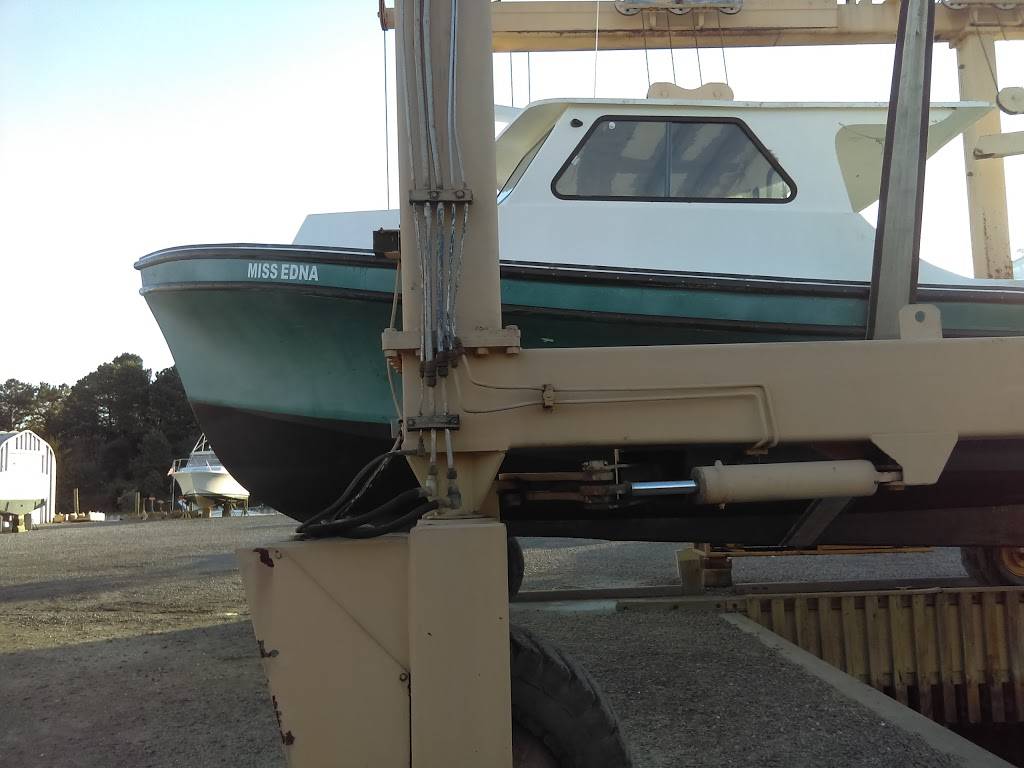 Capps Boatworks Inc | 2102 W Great Neck Rd, Virginia Beach, VA 23451, USA | Phone: (757) 496-0311