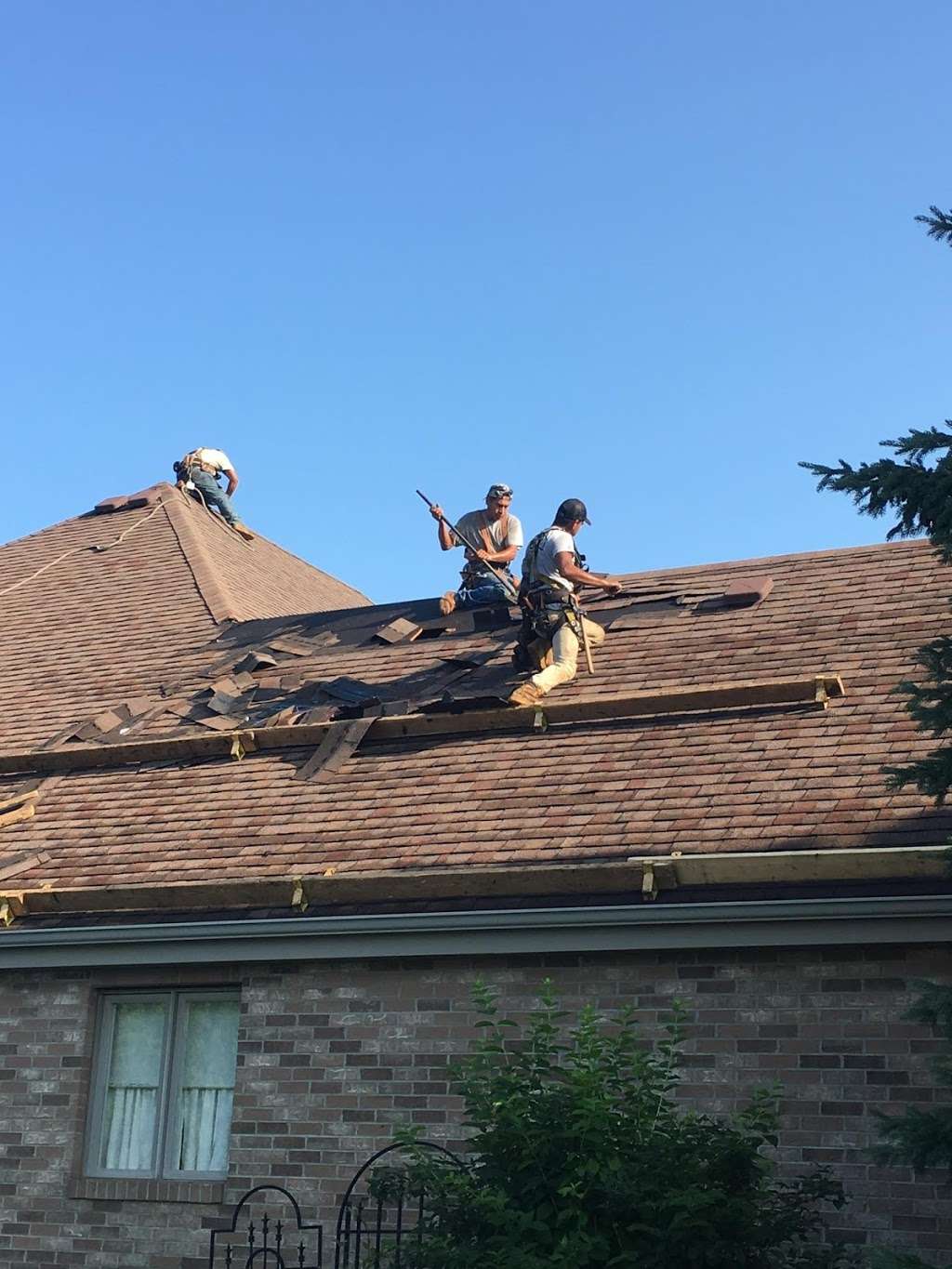 Theisen Roofing | 257 W Stephenie Dr, Cortland, IL 60112, USA | Phone: (815) 758-8998