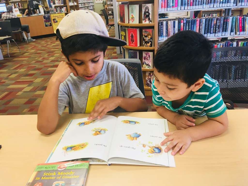 Lake Los Angeles Library | 16921 East Avenue O, #A, Palmdale, CA 93591, USA | Phone: (661) 264-0593