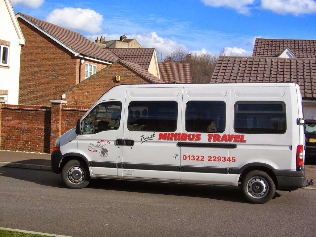 Minibus Travel UK | 27 Ensign Court, Northfleet, Gravesend DA11 9FB, UK | Phone: 01322 229345