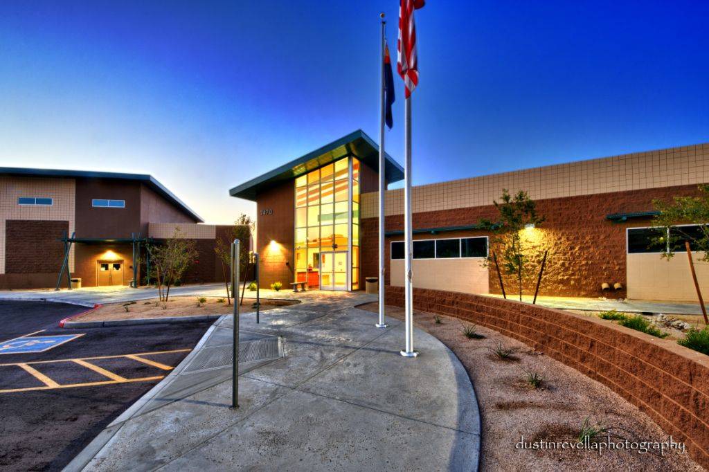 Skyline Prep High School | 7500 S 40th St, Phoenix, AZ 85042, USA | Phone: (877) 225-2118