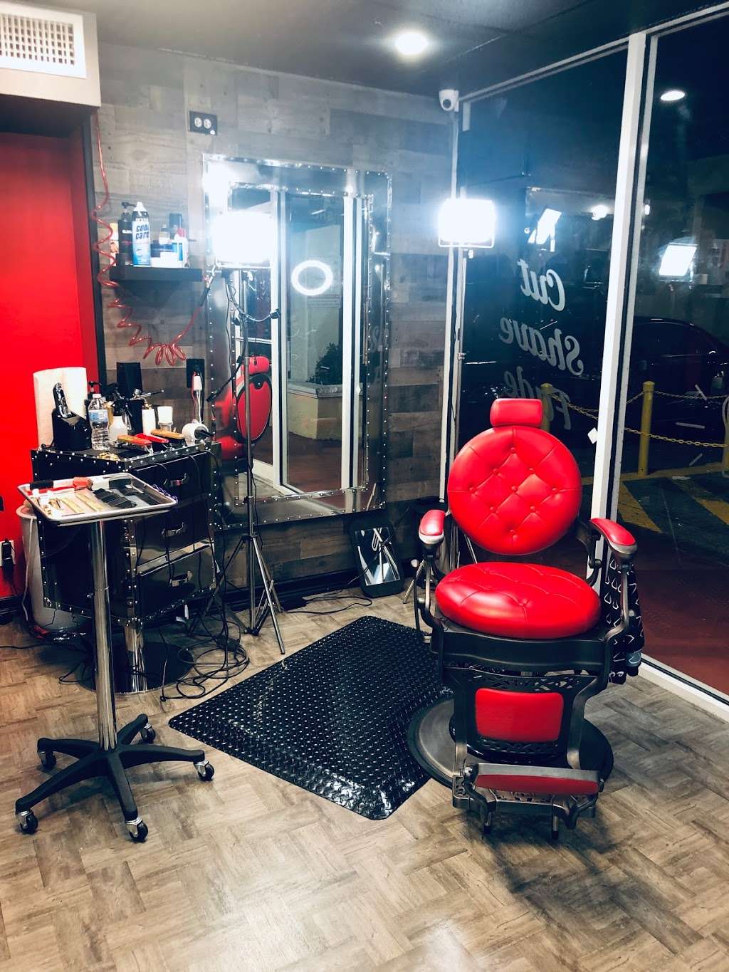 Visionary Barber Studio | 7601 E Treasure Dr # Cu-4, North Bay Village, FL 33141 | Phone: (407) 485-2643