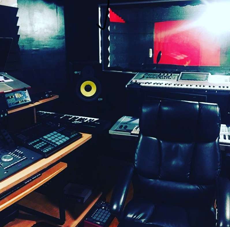 Brave Recording Studio | 7 W 105th St, Los Angeles, CA 90044, USA | Phone: (323) 776-6491