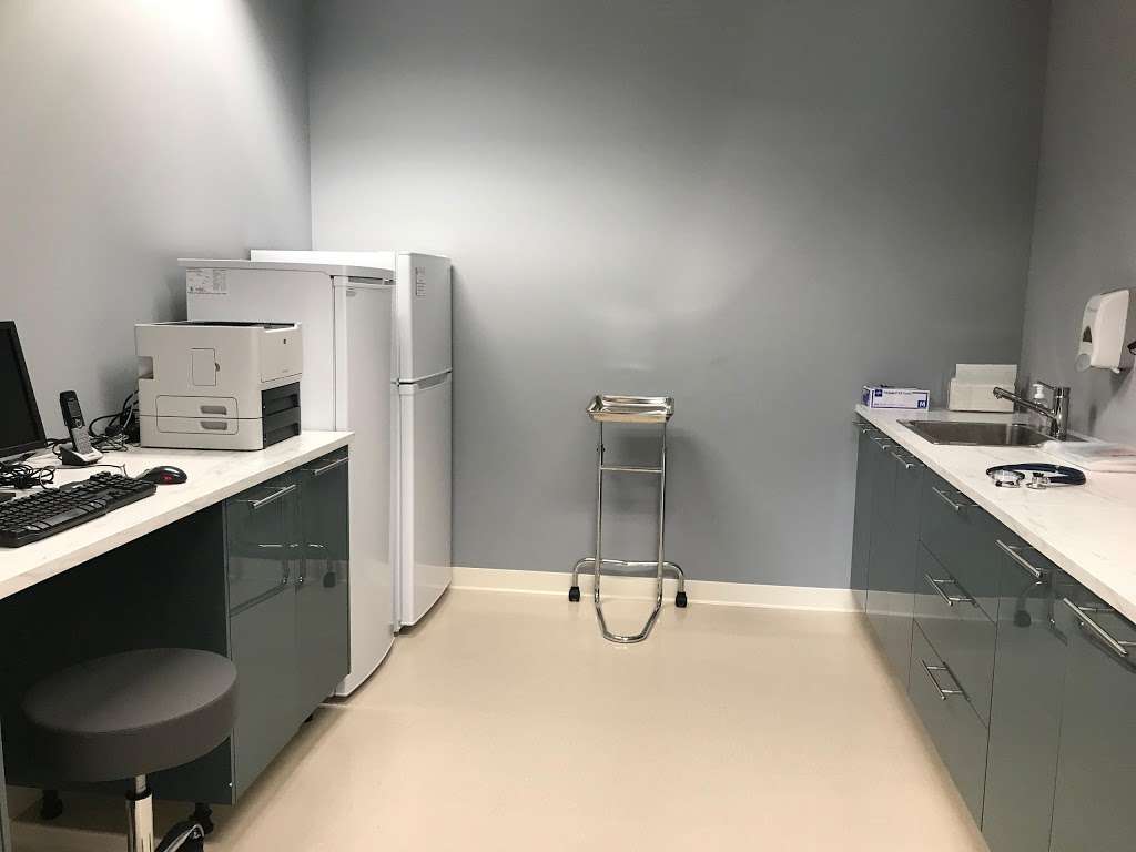Klimuk Immediate Care | 3100 W Higgins Rd Suite #135, Hoffman Estates, IL 60169, USA | Phone: (847) 466-5472