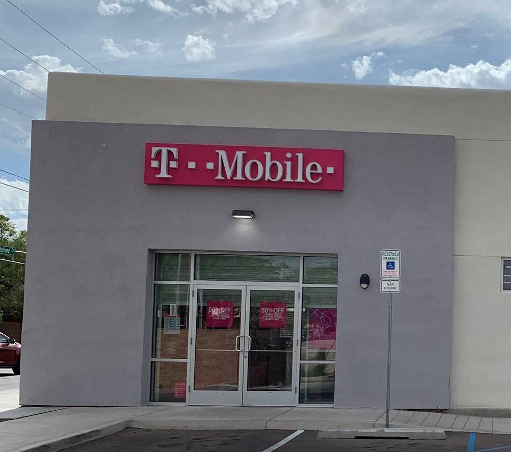 T-Mobile | 6015 4th St NW, Albuquerque, NM 87107, USA | Phone: (505) 219-2361