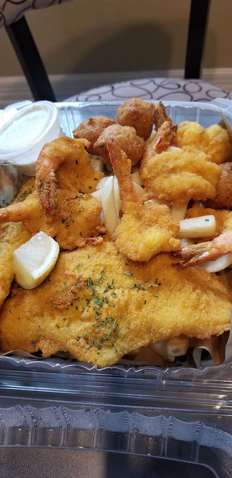 Ems Seafood Kitchen | 2632 County Rd 59 Suite A, Manvel, TX 77578, USA | Phone: (281) 829-8173