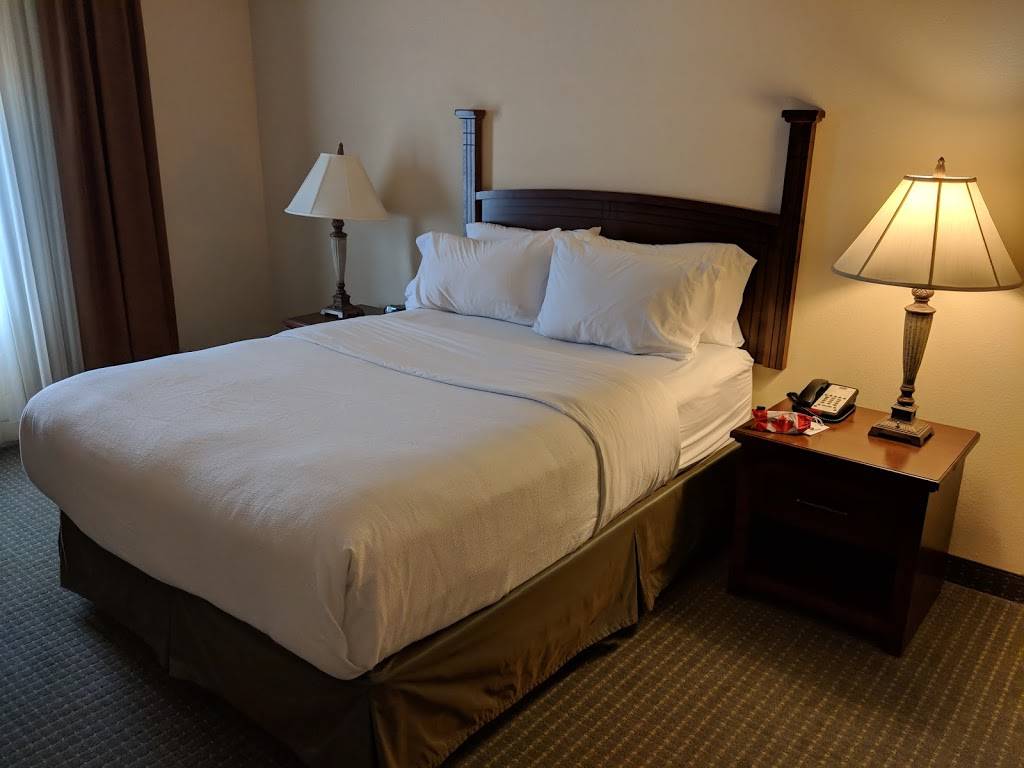 Staybridge Suites Wichita | 2250 N Greenwich Rd, Wichita, KS 67226, USA | Phone: (316) 927-3888