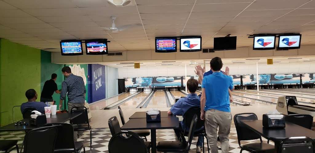 Alvin Bowling Center | 300 Bowling Alley Lane, Alvin, TX 77511 | Phone: (281) 331-4487