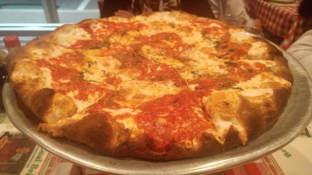 Brooklyn Pizza | 443 River Rd, Edgewater, NJ 07020, USA | Phone: (201) 945-9096