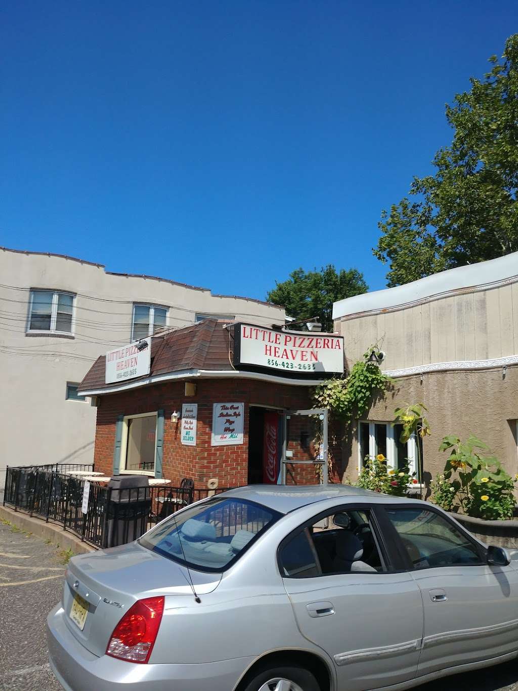 Little Pizza Heaven | 95 W Broad St, Gibbstown, NJ 08027, USA | Phone: (856) 423-2635