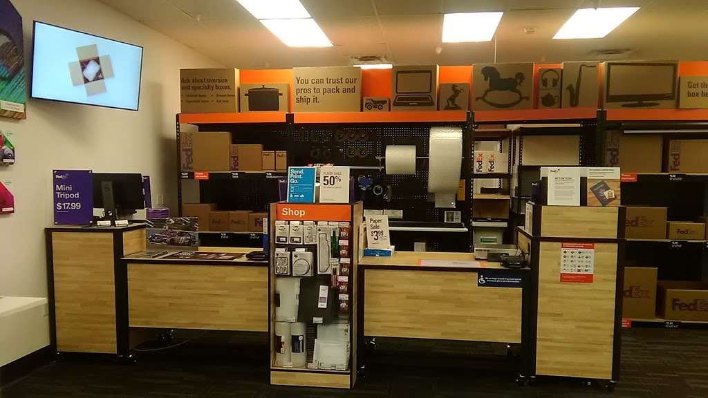 FedEx Office Print & Ship Center (Inside Walmart) | 395 N K, KS-7, Olathe, KS 66061, USA | Phone: (913) 355-2015