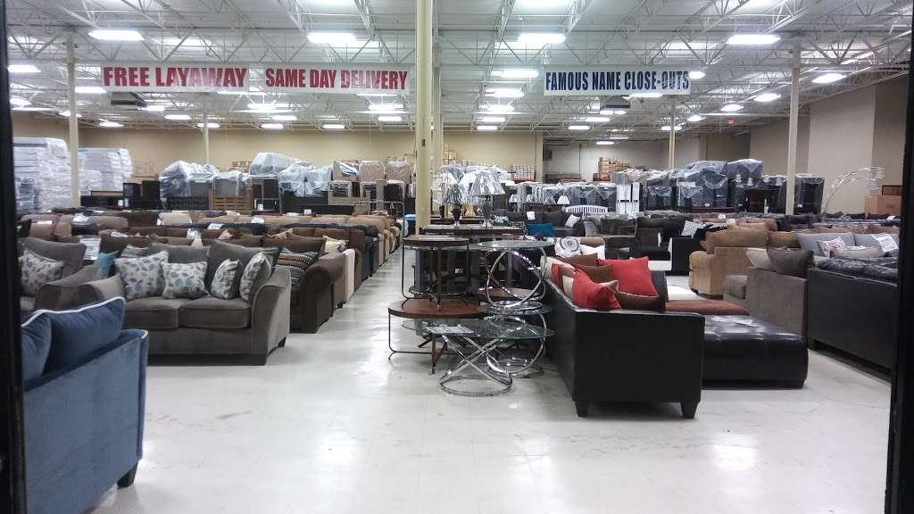 American Freight Furniture and Mattress | 2964 W Wheatland Rd, Dallas, TX 75237, USA | Phone: (972) 283-8888