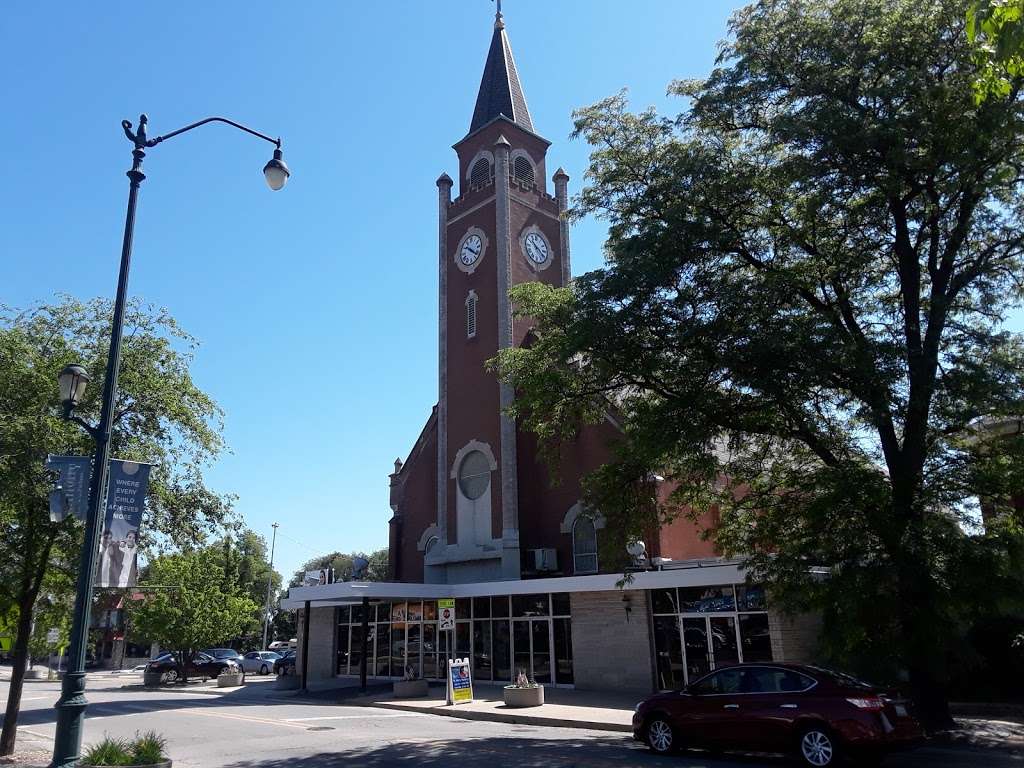 St Mary Nativity Catholic Church | 706 N Broadway St, Joliet, IL 60435, USA | Phone: (815) 726-4031