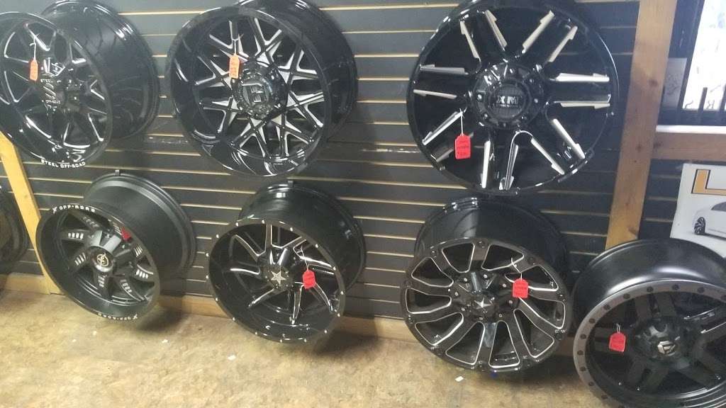 King Wheel Covers | 614 S Interstate 35 East Service Rd, Red Oak, TX 75154, USA | Phone: (972) 576-2510