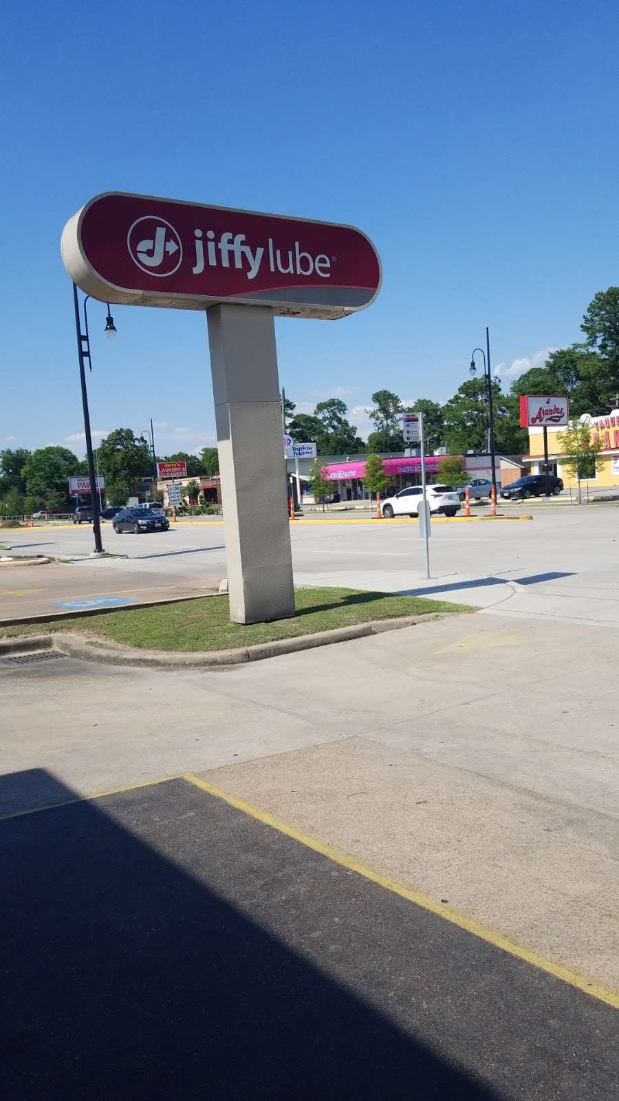 Jiffy Lube | 1619 Gessner Dr, Houston, TX 77080, USA | Phone: (713) 464-9209