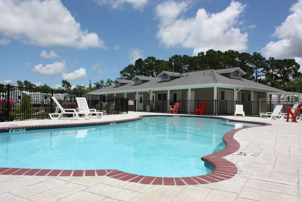 USA RV Resorts Lake Cove | 2601 Wyoming Ave, Dickinson, TX 77539, USA | Phone: (281) 337-6817