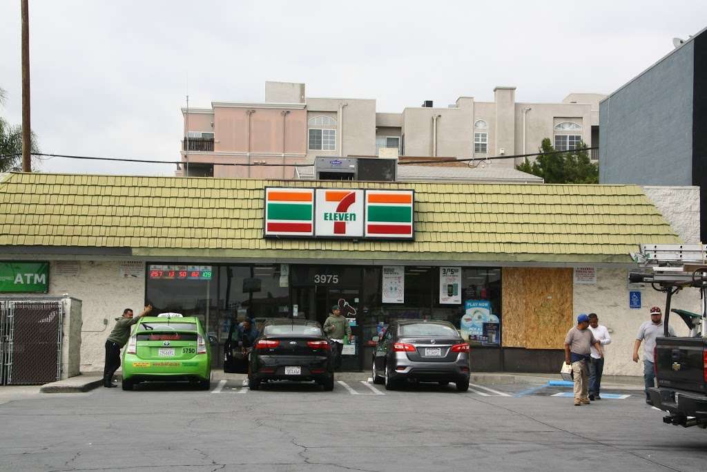 7-Eleven | 3975 Wilshire Blvd, Los Angeles, CA 90010, USA | Phone: (213) 380-5904