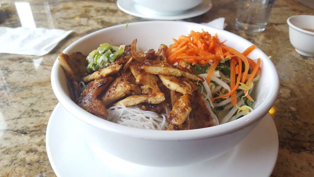 Pho Street | 204 Baltimore Pike, Springfield, PA 19064, USA | Phone: (610) 544-3934