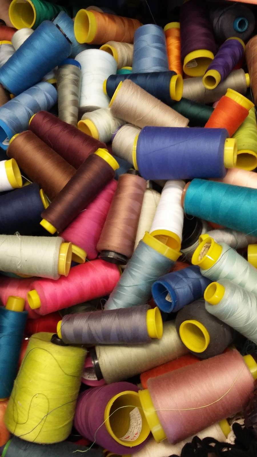 Tonys Fabrics | 14146 Lambert Rd, Whittier, CA 90605, USA | Phone: (562) 945-6779
