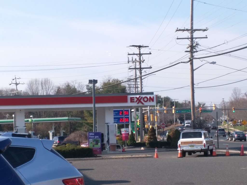 Lincroft Exxon | 695 Newman Springs Rd, Lincroft, NJ 07738, USA | Phone: (732) 842-8257