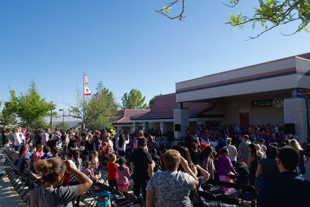 Sycamore Rocks Elementary School | 23450 S Rd, Apple Valley, CA 92307, USA | Phone: (760) 240-3332