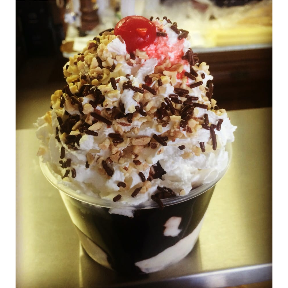 Clancys Ice Cream Parlour | 1234 Manor Blvd, San Leandro, CA 94579, USA | Phone: (510) 556-4105