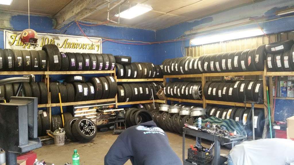 Tires & Wheels Unlimited | 289 Warrenton Rd, Fredericksburg, VA 22405 | Phone: (540) 374-1931