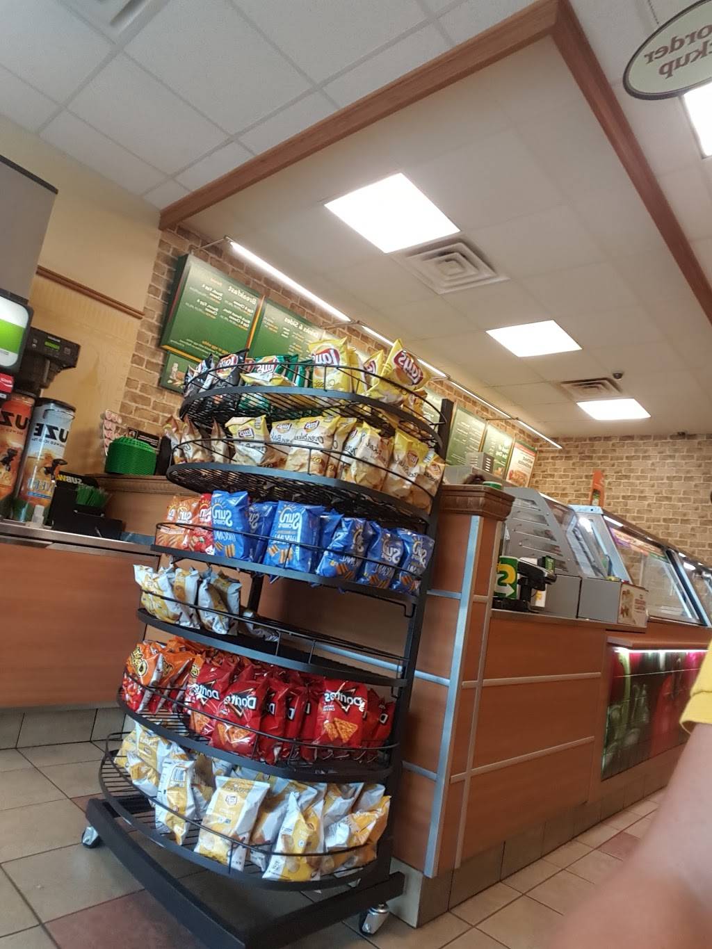 Subway | 3869 Maurice Ave Suite 125, Fort Worth, TX 76111 | Phone: (817) 834-7748