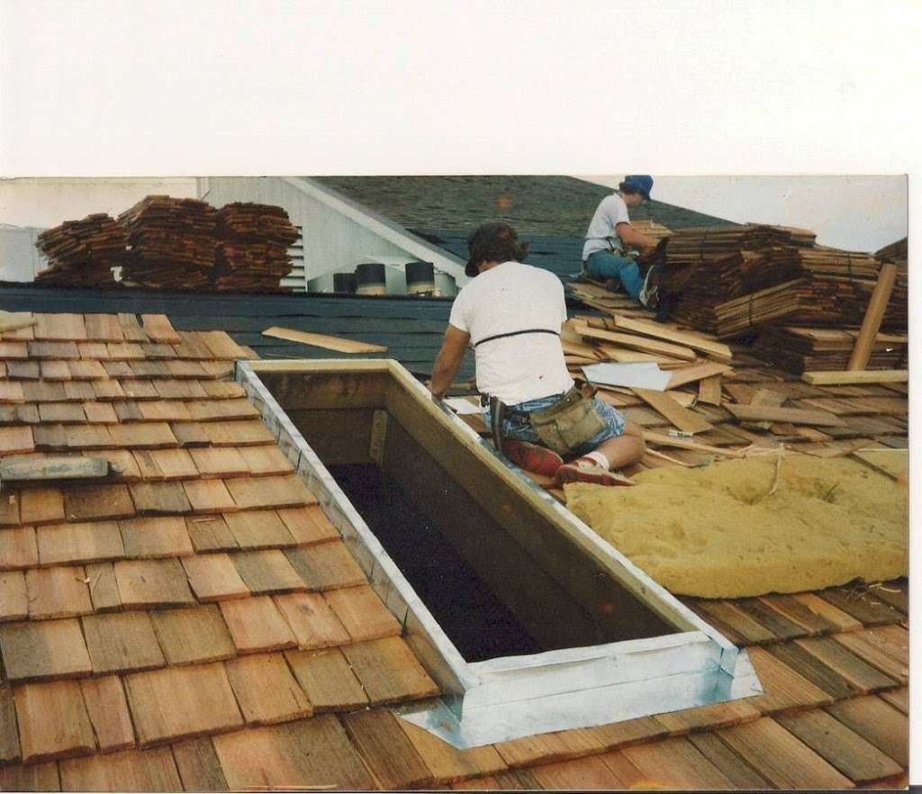 Roof Doctor, Inc. | 8504 Crescent Ave, Raytown, MO 64138, USA | Phone: (816) 356-5463