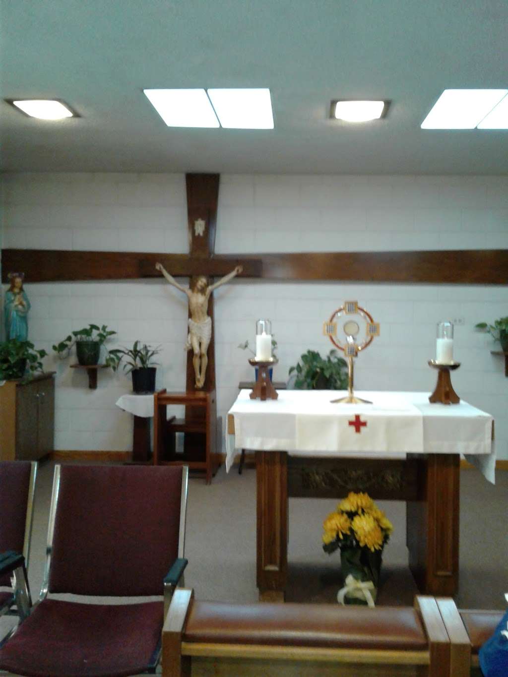 St. Therese of Jesus Catholic Church | 271 N Farnsworth Ave, Aurora, IL 60505 | Phone: (630) 898-5422